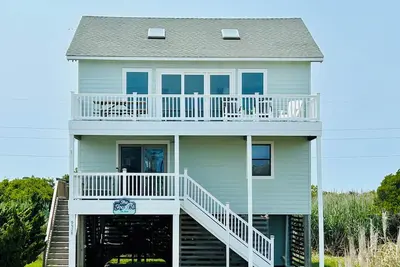 Image de Perfect Ocean and Sunset Views / Deck to Sand in 2 Min