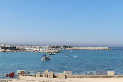 Vue Exceptionnelle Sur La Mer Pointe Rouge 60 M2