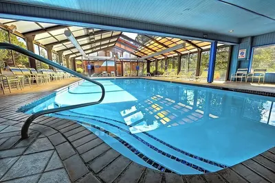 Image de Get Ready for Adventure! Pool, Free Parking, Pet-Friendly, Near Hollinshead Park