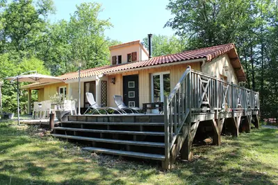 Image de Maison dans son écrin de verdure proche Sarlat