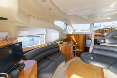 Image de Night on Board Luxury Yacht