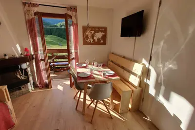Image de Ski chalet Cervinia Elena ski-in-ski-out 4-6 pers. sunny-balcony-wifi-pisteview