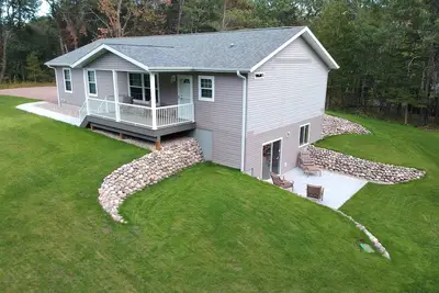 Image de Beautiful new house 5 min from Sand Valley Golf and 45 min from Wisconsin Dells