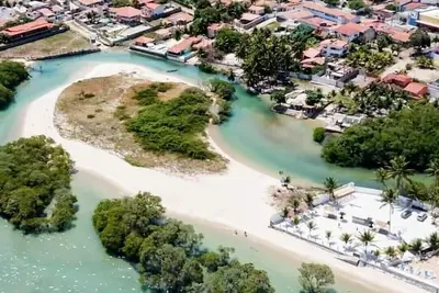 Image de Beach house with swimming pool and great location