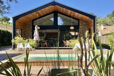 Image de Belle villa avec piscine chauffée pour 8 personnes