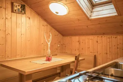Image de Vacances à Farmyard Rosshof - Appartement mansardé avec Wi-Fi et balcon