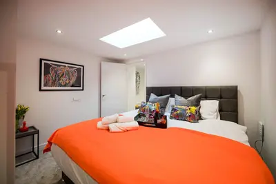 Image de Windmill House Apt 2 - 1 bedroom - Free WiFi - Parking
