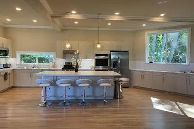 Image de New Redondo Beach home with a view