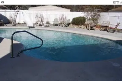 Image de Home Away from Home and Cozy with Salt Water Pool and Hot Tub