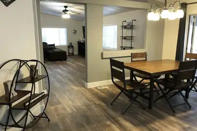 Image de Forest Home By Lakes and Outdoor Recreation