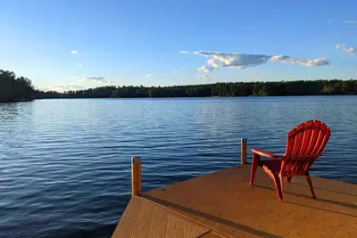 Image de Square Pond Waterfront Lake House With Beautiful Views, Dock and Swimming Float!