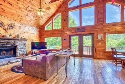 Image de Mountain Escape with fantastic views & hot tub!