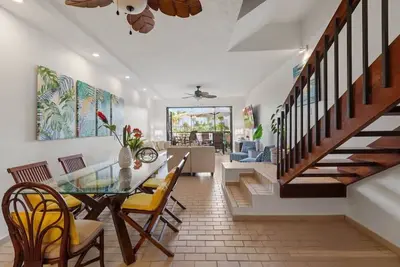 A World Apart Villa | The perfect getaway | Direct access to beach