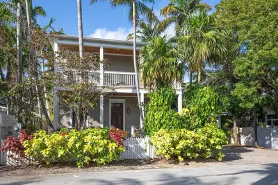 Ceasar'S Paradise - A Modern Luxury Retreat W/ 4+ Bedrooms/ 5. 5 Baths