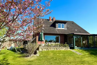 Image de Vacation apartment/apartment for 6 guests with 99m² in Utersum (145702)
