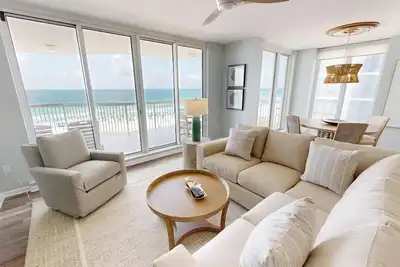 Image de Silver Beach 506 is a gorgeous Gulf Front 4 Br with recent upgrades - sleeps 8