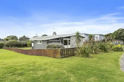 Image de Queenie - Waikanae Beach Holiday Home