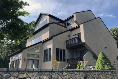 Image de Westerly Beach House with Spectacular Views