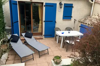 Image de maisonnette provençale