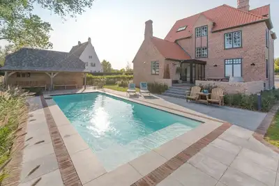 Image de Belle maison de vacances privée avec Wifi, piscine privée, Tv, terrasse, vue panoramique, parking