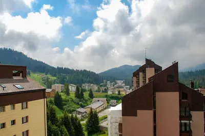 Image de Bel appartement avec Wifi, piscine, Tv, balcon, animaux admis, vue panoramique et parking
