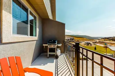 Image de Family-friendly 3-story townhouse w/private gas grill near Park City Mountain