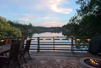 Image de Dunehaven Aframe Cabin Lakefront Dune Access Retreat