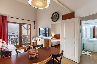 Image de Duplex cosy 7 pers. avec piscine, parking, à 400m des pistes - La Mongie