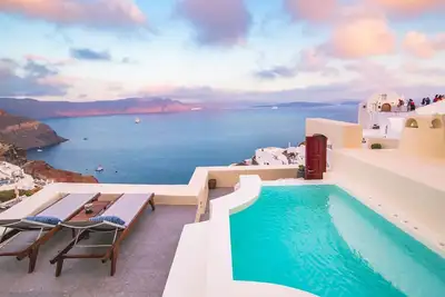 Image de Villas elegantes a Santorin | Villas Aloia | Spa prive | Climatisation | 1 Chambres | Oia