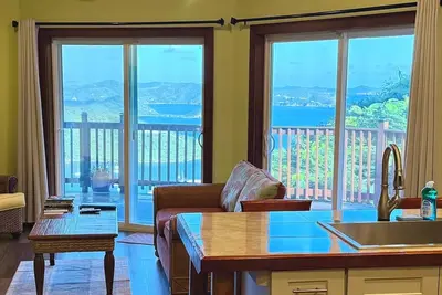 Image de Penthouse Views Full Ac Coral Bay St John, Easy drive restaurants, bars, beaches