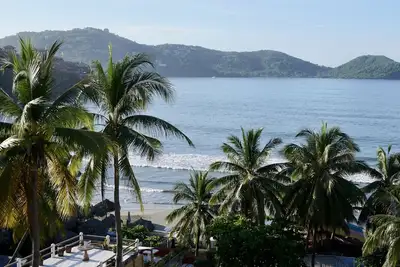 Image de Perched above Playa La Madera, breathtaking views, steps from \"restaurant row\"