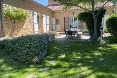 Image de Proximité Beaumes de Venise-Avignon - un oasis au coeur des vignes