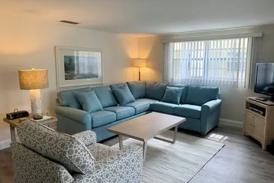 Image de Island House Beach Resort V34