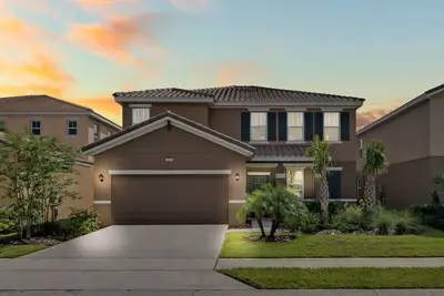 Image de 5 Bedrooms / 4. 5 Bathrooms / Solterra (5272 Oa)
