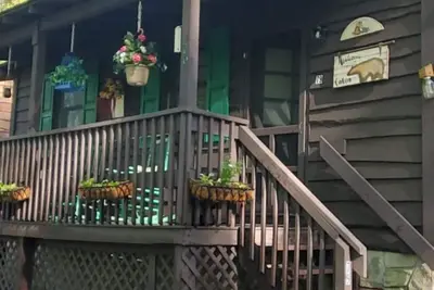 Image de Cozy Cabin 79 Sassafras Lane: 2 Br, 1 Ba Cabin or Bungalow in Maggie Valley, Sleeps 4