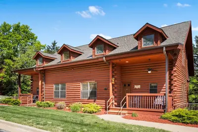 Image de Cozy Country Cabin - Just off of Branson's Famous 76 Country Blvd!