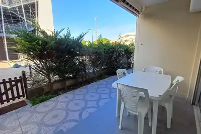 Image de Charmant F2 avec terrasse près de l'Étang de Thau, équipé pour 4 pers. et proche établissement thermal