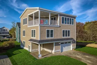 Image de Custom built “Accessible Home\", Ocean views