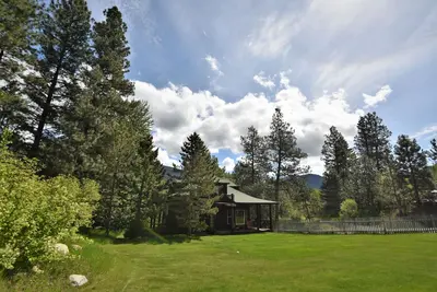 Image de Spacious Cabin W\/Lrg Fenced Yard in the Heart of Methow Valley