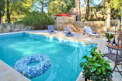 Image de Authentique mas provençal à Mornas