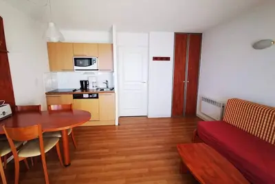 Image de Studio Cabine 4 Pers. avec Parking Couvert, Piscine, Salle de Fitness, Proche Pistes