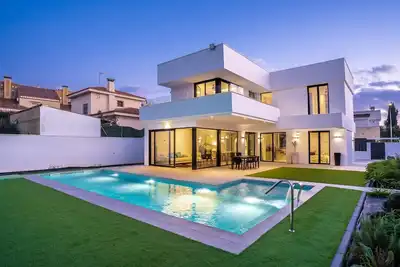 Image de Villaswimmingpoolmalaga