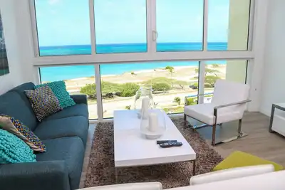 Image de Eye Catching, Glamorous and Modern