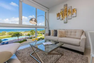Image de Let yourself free and relax with this Ocean View