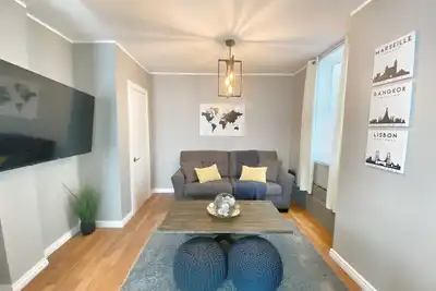 Image de Olde Walkerville Private 1bd/1ba Main Floor Apt.