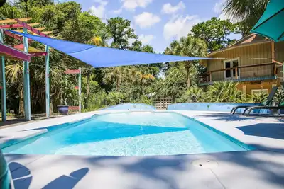 Image de Sailors Rest: Pool & Sauna, Tropical Island Oasis, Fireplace, Kid-Friendly