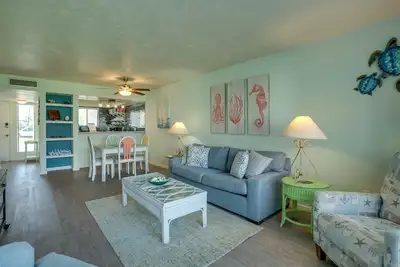Image de Miracle's Runaway Bay 117 by SeaBreeze Vacation