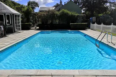 Image de 1 Bed Cottage-Sleeps 3-Pool-Pets-near St Ives