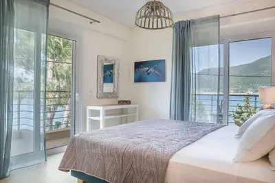 Image de Appartement de luxe a Cephalonie | Appartement Ammos | 3 chambres | Piscine | Vue sur la mer | Karav