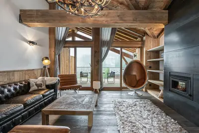Image de Duplex Charmant Près des Pistes avec Hammam et Cheminée à Courchevel Le Praz